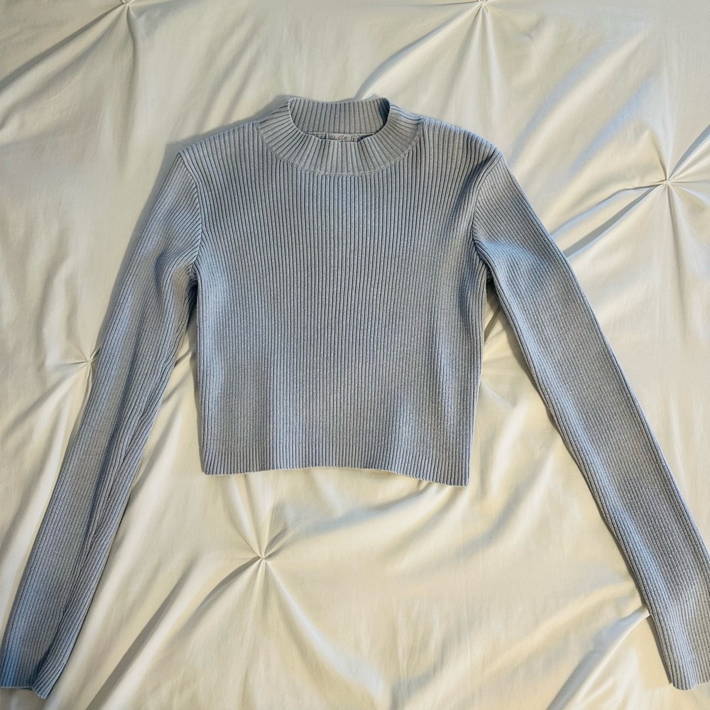 Brandy Melville/John Galt Sweater Long Sleeve Light Blue